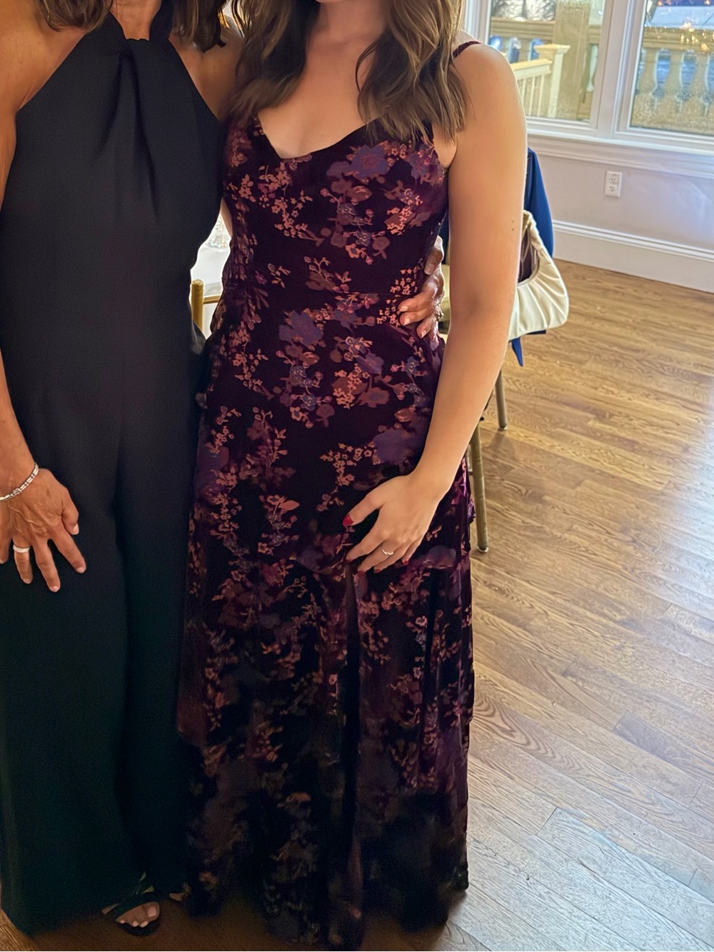 Lulu’s Velvet Fall Maroon Wedding Guest Dress